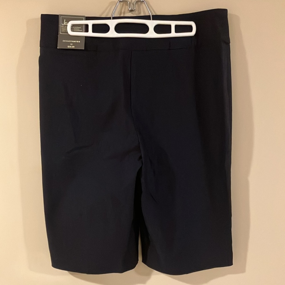 NWT Denver Hayes Women's Navy Bermuda Shorts - Picture 8 of 8